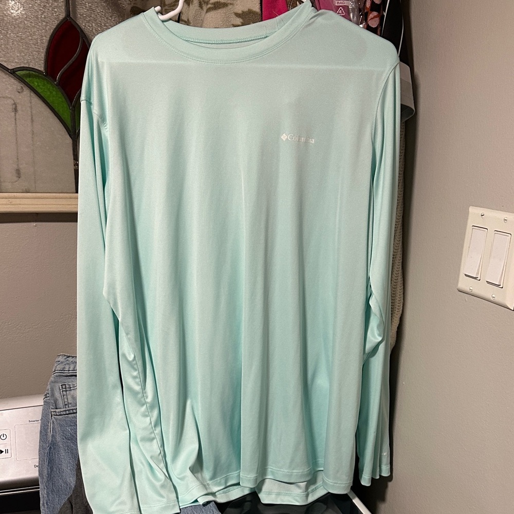 Columbia Men's Aqua Long Sleeve Tee